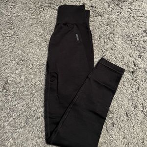 Black size small gymshark leggings